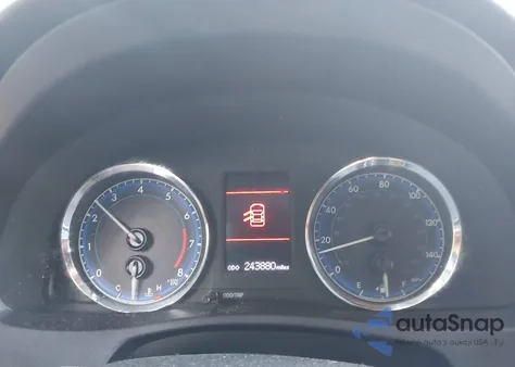 2018 Toyota Corolla Le из США, поврежденный, VIN 5YFBURHE7JP812470